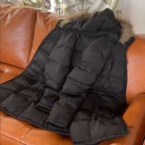 Black fur hood parka jacket